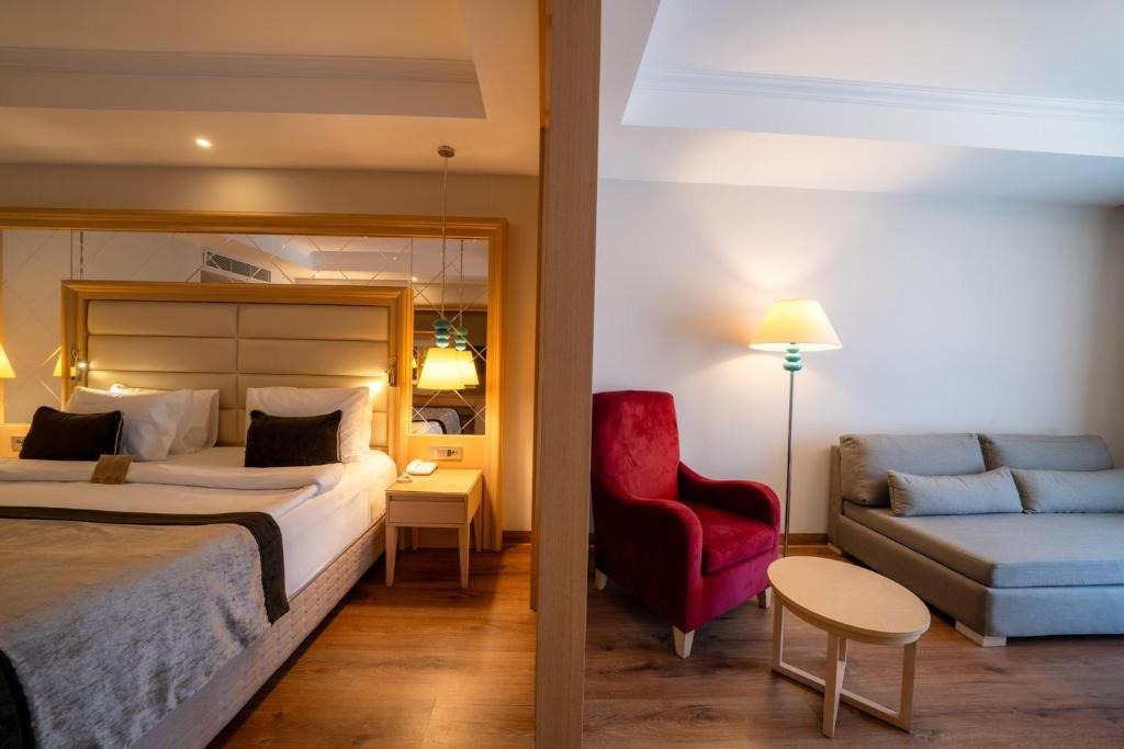 هتل کرومار افسوس بیچ اند اسپا ریزورت کوش آداسی